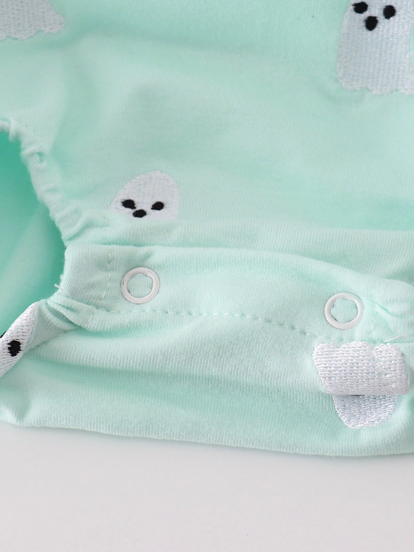 Boo Crew Mint Bubble