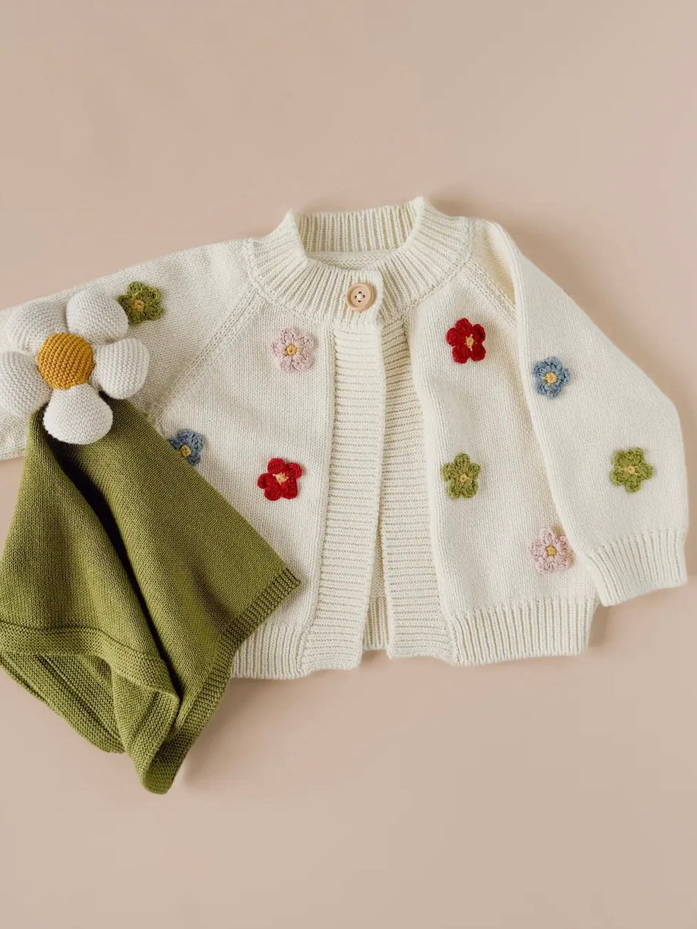 Flower Cardigan in Cream